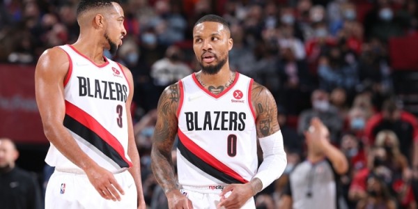 电竞世界杯-10年兄弟情！利拉德发文致敬CJ：再次相见 情绪一下子涌上来了