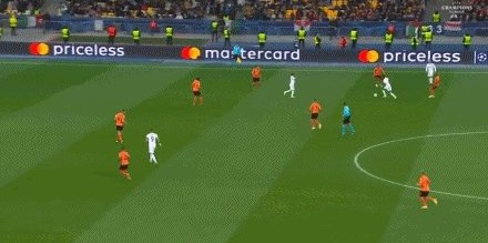 电竞世界杯-【欧冠】维尼修斯2射1传 皇马客场5比0矿工登上榜首